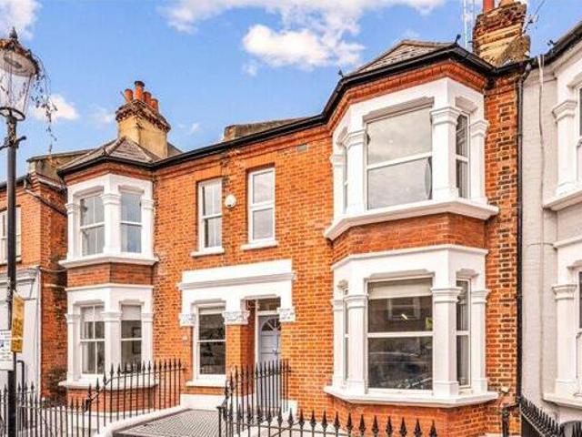 House for sale in Lyons, Greater London
