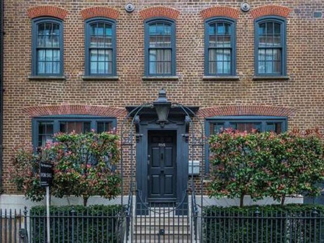 House for sale in City of London, Greater London