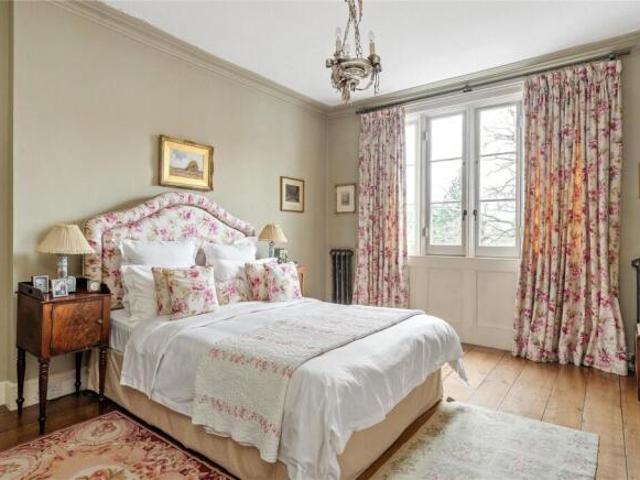 Cottage for sale in Cat Hill