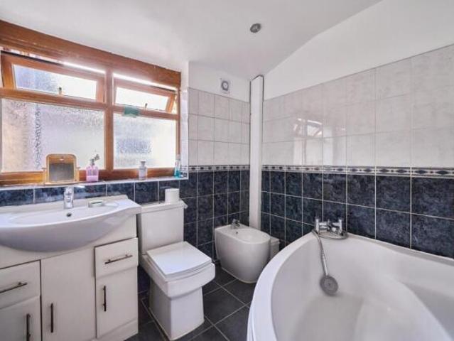 Cottage for sale in Leytonstone, Greater London