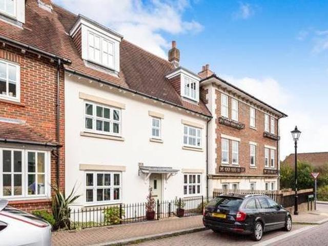 House for sale in West Sussex