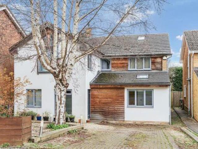 House for sale in The Slade, Oxfordshire