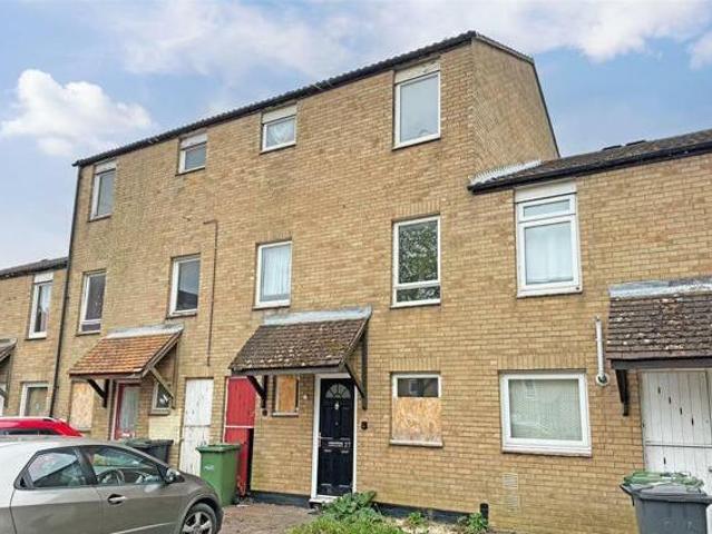 House for sale in Hampton Green, Cambridgeshire