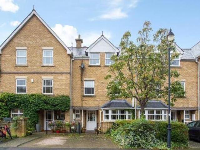 House for sale in The Slade, Oxfordshire