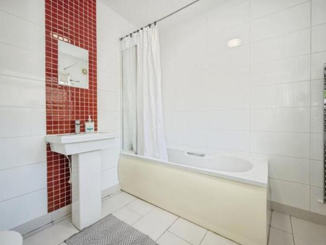 Cottage for sale in Woodside Estate, Houghton Regis