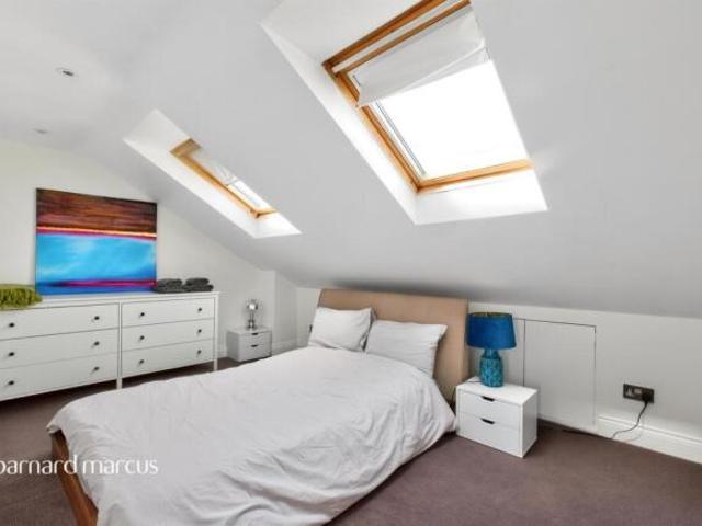 Cottage for sale in New Malden, Greater London