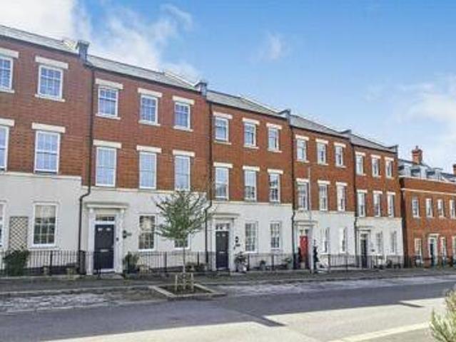 House for sale in Follaton, Strode