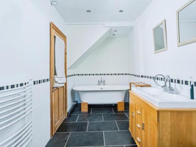 Cottage for sale in Greenbottom, Leeds