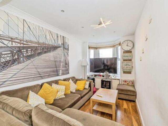 Cottage for sale in North Watford, Hertfordshire