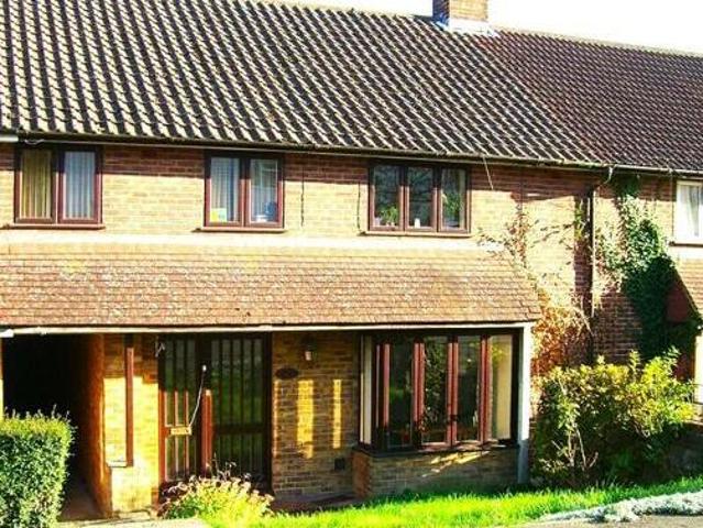 House for sale in Little Stanmore, Greater London