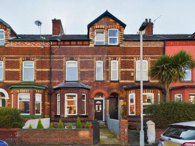 House for sale in Greater Manchester