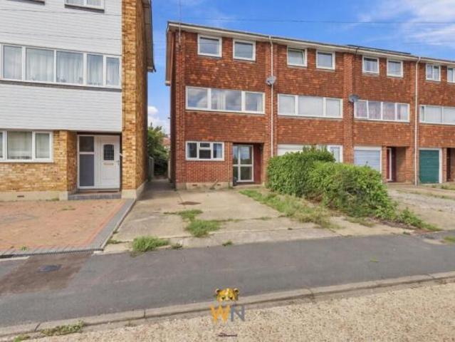 Cottage for sale in Chelmsford