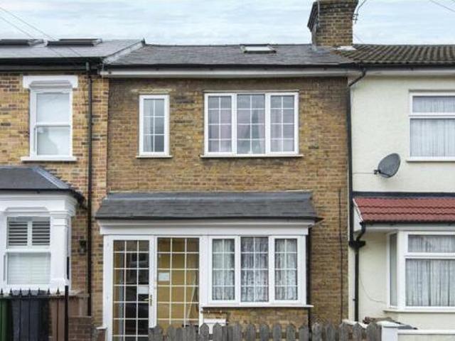 House for sale in Lyons, Greater London