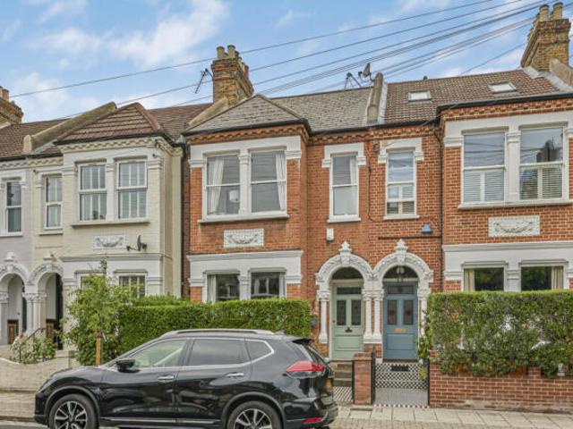 Cottage for sale in Cat Hill, England