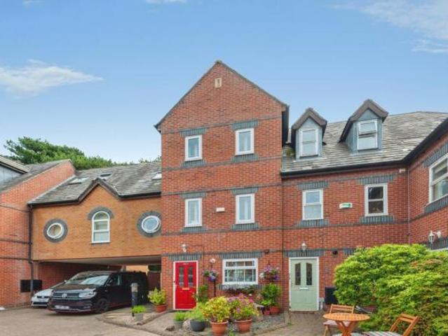 Cottage for sale in Calderstones