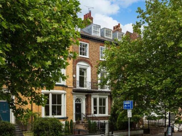 House for sale in High Field, York
