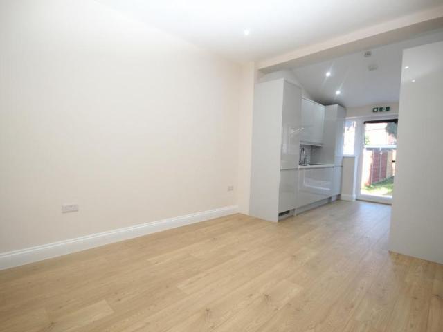 House for rent in Lane, Greater London