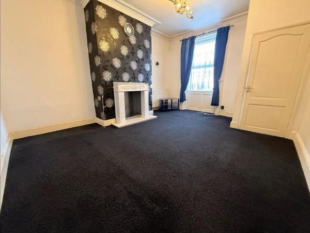 House for rent in Dewsbury, Kirklees