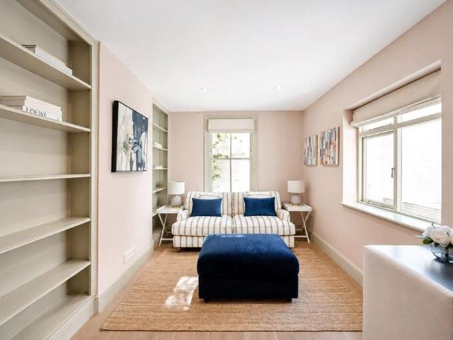 House for rent in Brompton, Greater London