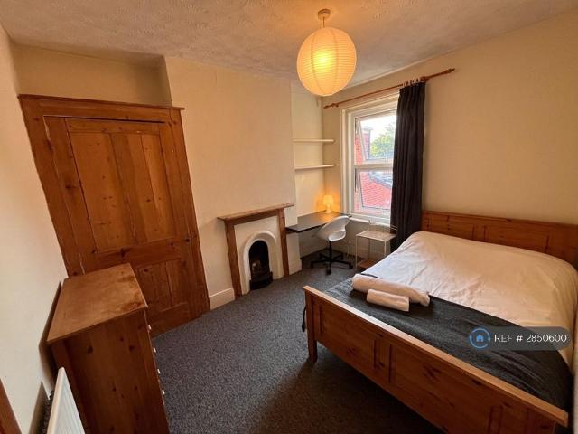 House for rent in The Polygon, City Of Southampton