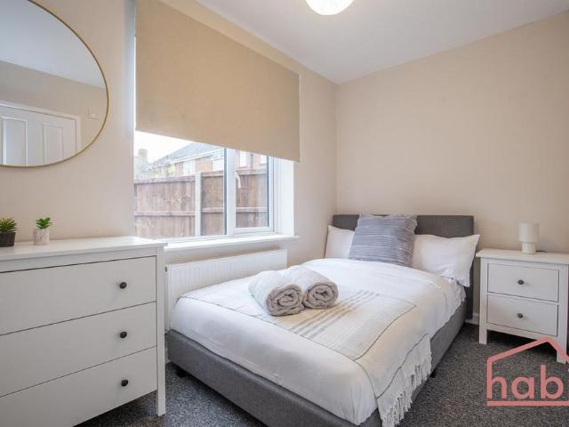 House for rent in Lakenham, East Bank