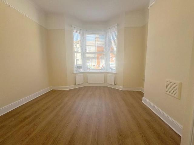 House for rent in Dollis Hill, Greater London