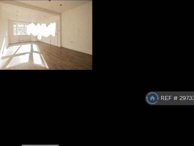 House for rent in Loxford, Seven Kings