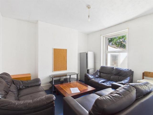 House for rent in Hanover & Queen's Park, Brighton