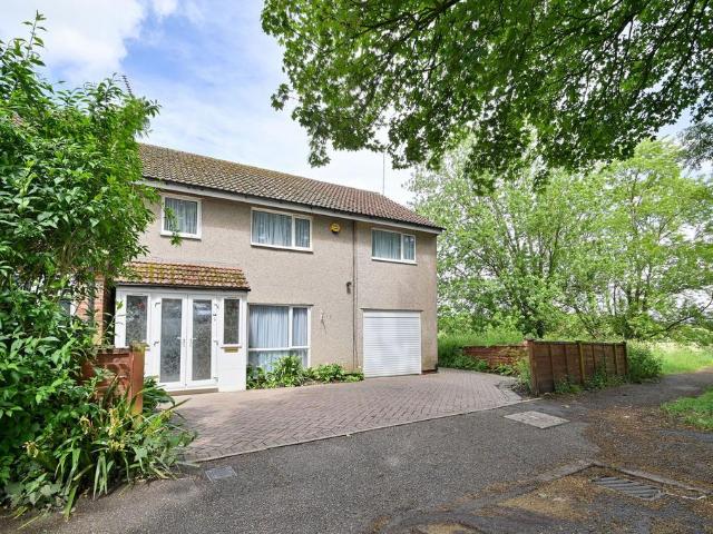 House for rent in Highfield, Pouchen End
