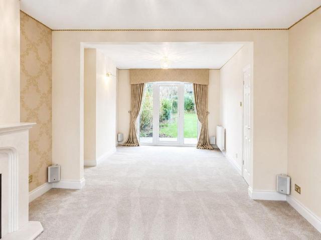 House for rent in London Borough of Croydon, Waddon