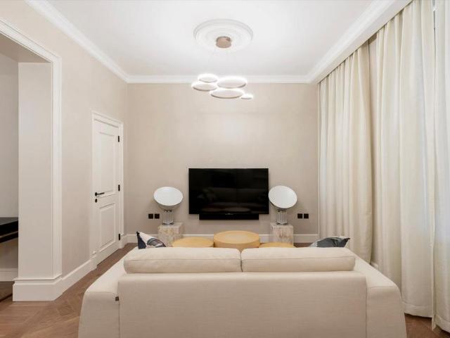 House for rent in St. James's, Greater London