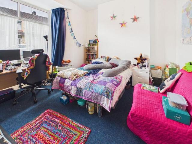 House for rent in Nangreaves, Wales