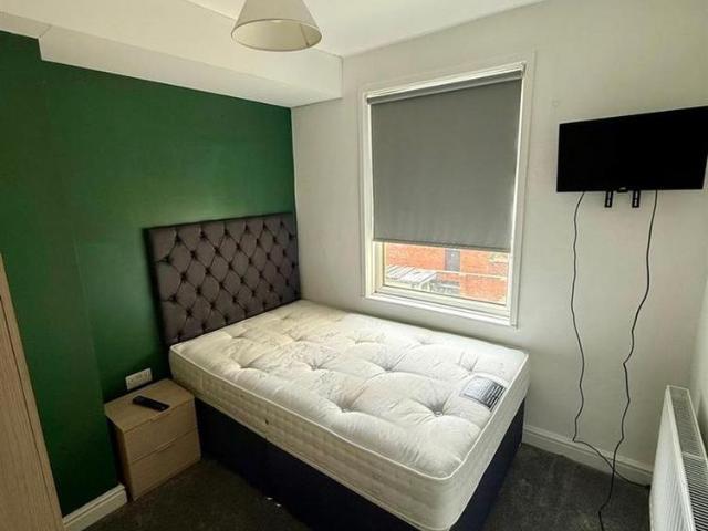 House for rent in Lee Bank, Greater Manchester
