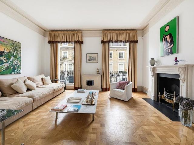 House for rent in Royal Borough of Kensington and Chelsea, Greater London