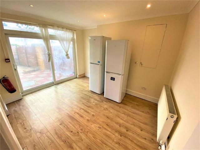 House for rent in Maryland, Greater London