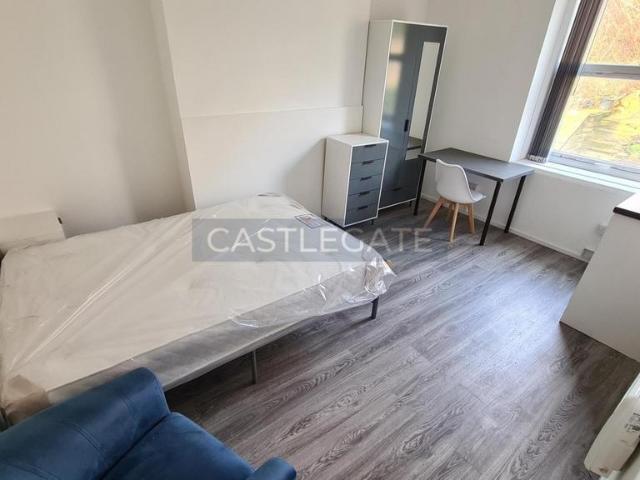 House for rent in Huddersfield, Isle Of Man