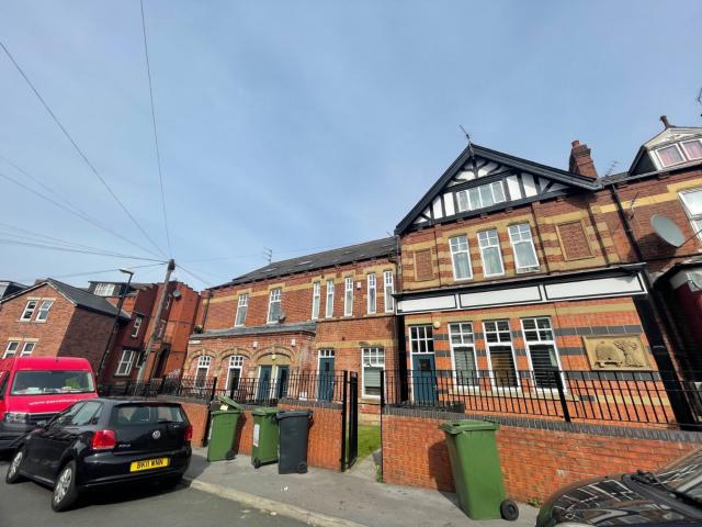 House for rent in Hyde Park, Leeds