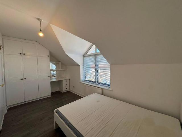 House for rent in Kingsbury, Greater London