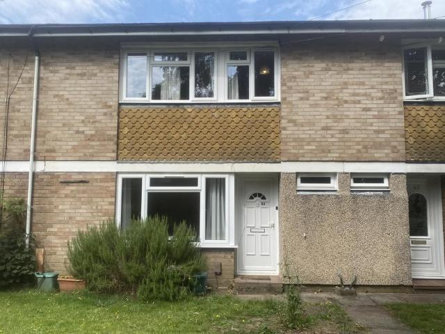 House for rent in Egham Wick, Row Town