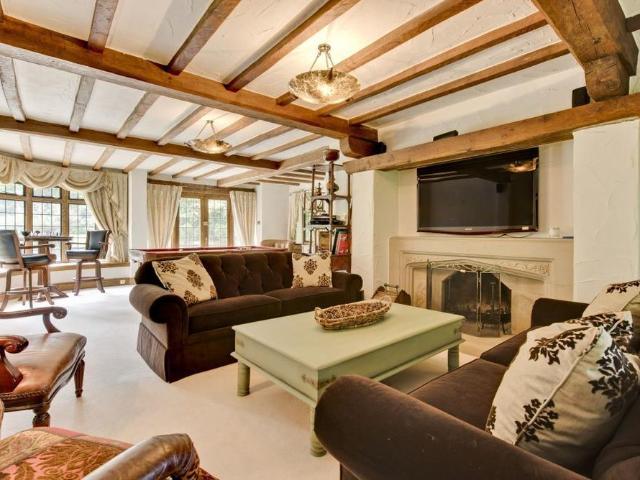 House for rent in Blackhills, Surrey