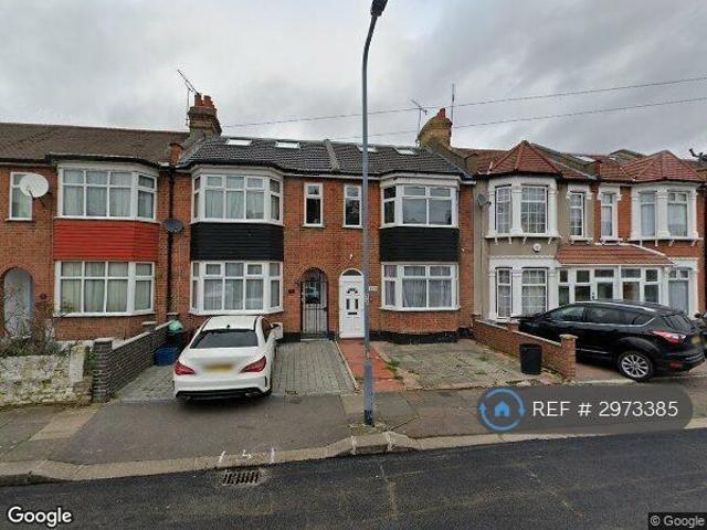 House for rent in Loxford, Seven Kings