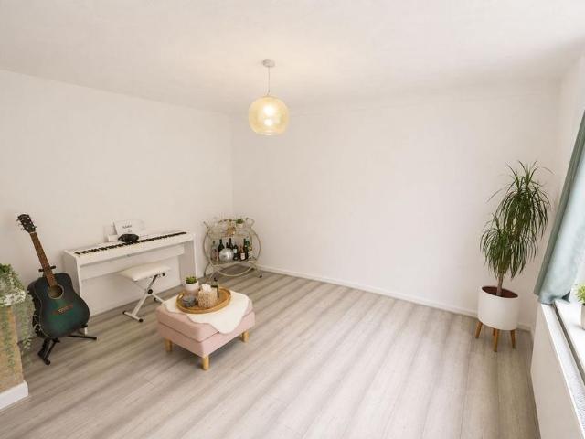 House for rent in Bourne End, Pouchen End