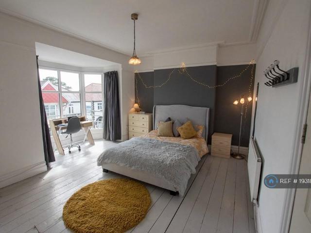 Room for rent in Nangreaves, Wales