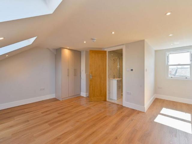 House for rent in London Borough of Lambeth, Greater London
