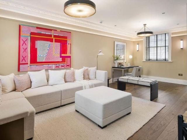 House for rent in Notting Hill, Greater London