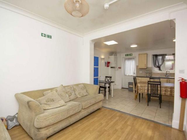 House for rent in Hendon, Greater London