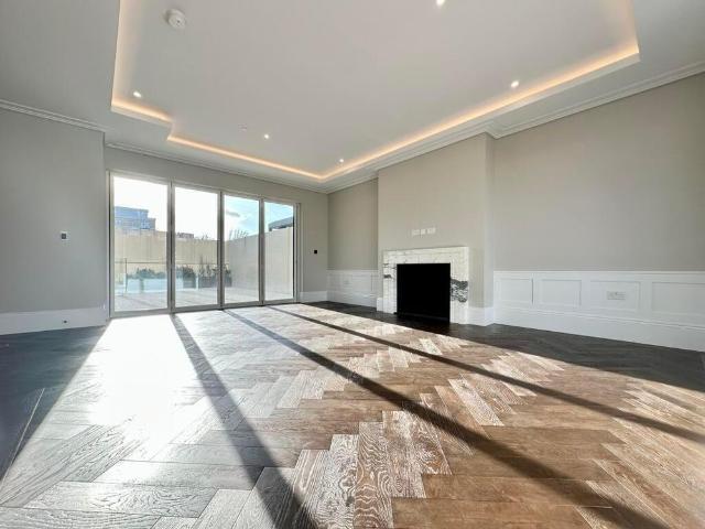 House for rent in London Borough of Hammersmith and Fulham, Greater London