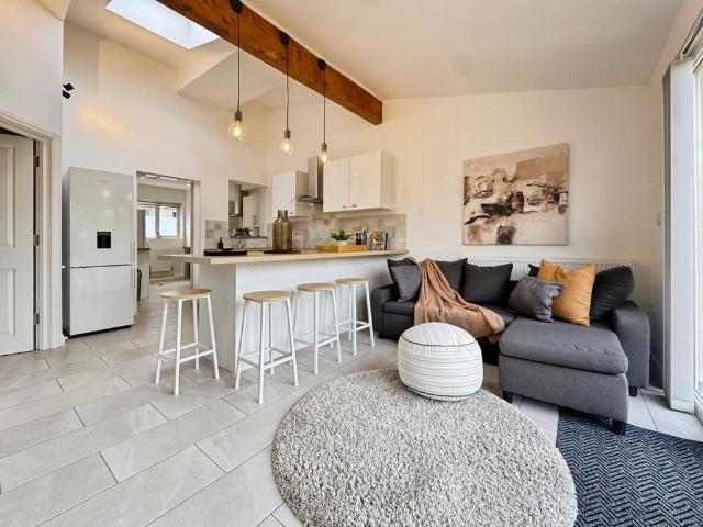 House for rent in Earlham Rise, East Bank