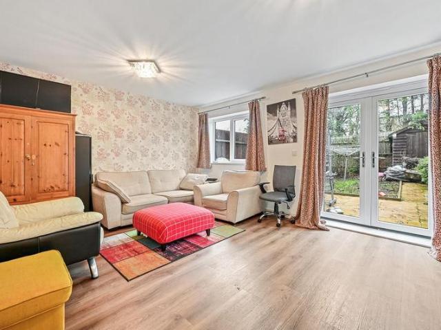 House for rent in Harrow Weald, Greater London