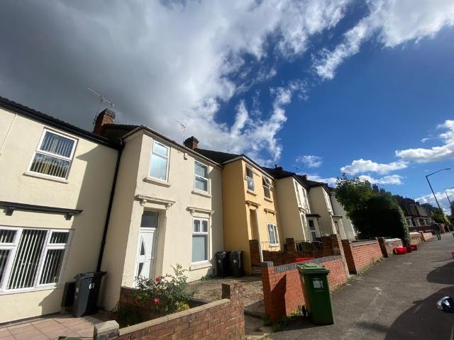 House for rent in Sydenham, Green Close